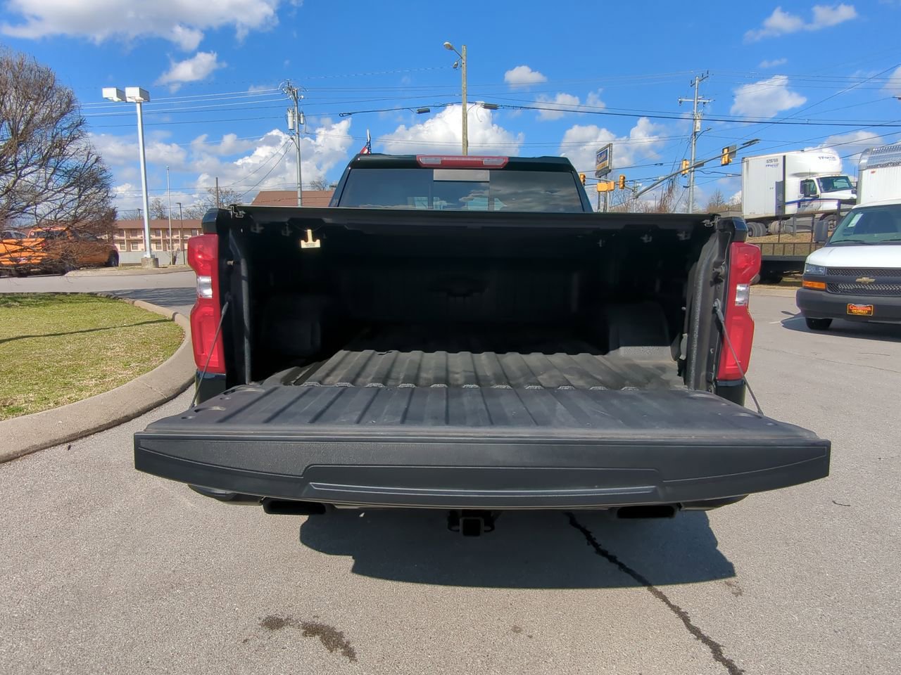 Used 2022 Chevrolet Silverado 1500 RST w/ Redline Edition image 27