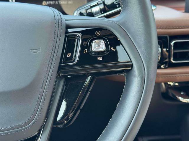 Used 2023 Lincoln Aviator Reserve w/ Elements Package Plus AWD/4WD image 25