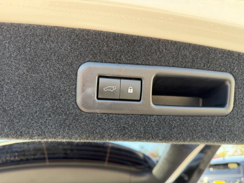 Used 2020 Lexus RX 350L FWD image 43