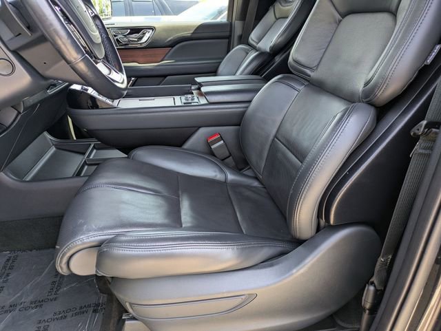 Certified 2023 Lincoln Navigator L Reserve AWD/4WD image 23