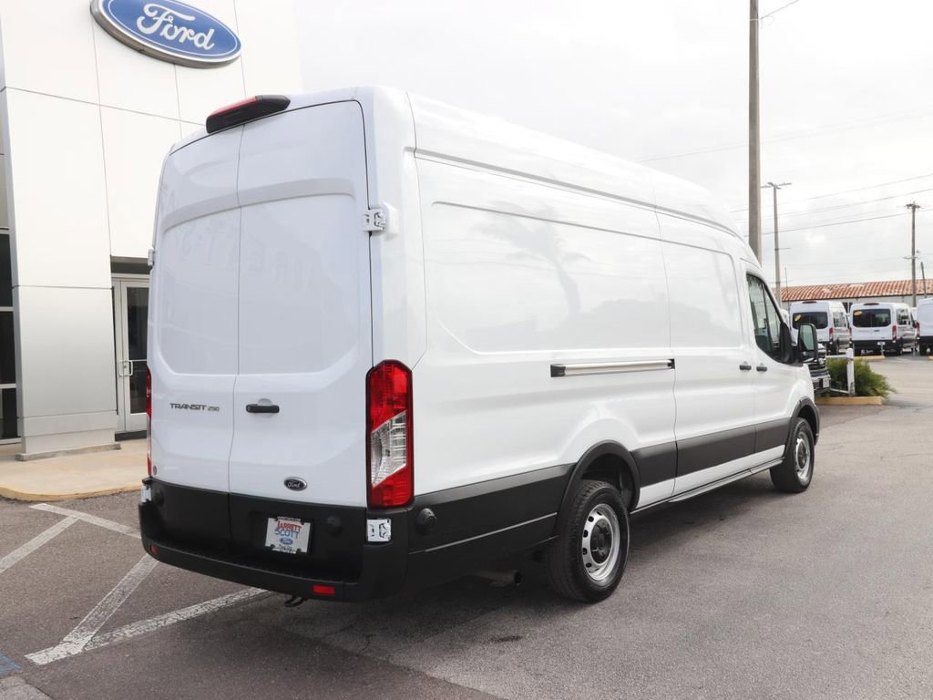 Certified 2025 Ford Transit 250 148 High Roof Extended RWD image 13