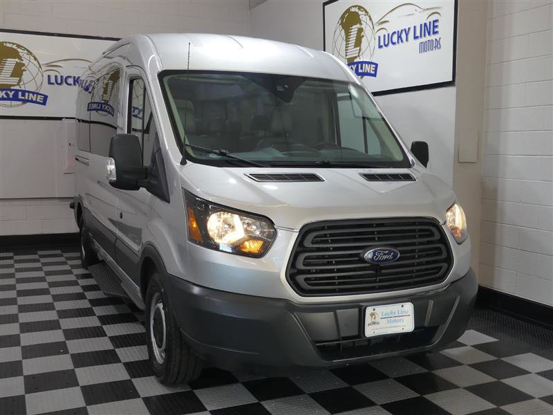 Used 2018 Ford Transit 350 XL image 4