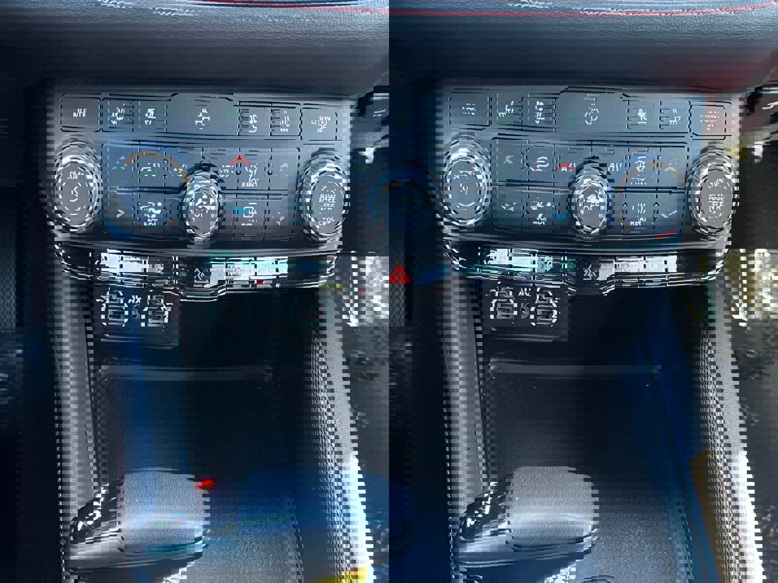 Used 2024 Dodge Durango GT image 35