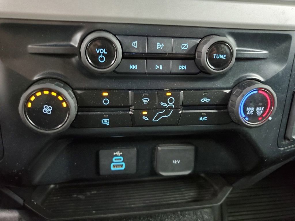 Used 2023 Ford F350 XLT w/ FX4 Off-Road Package image 18