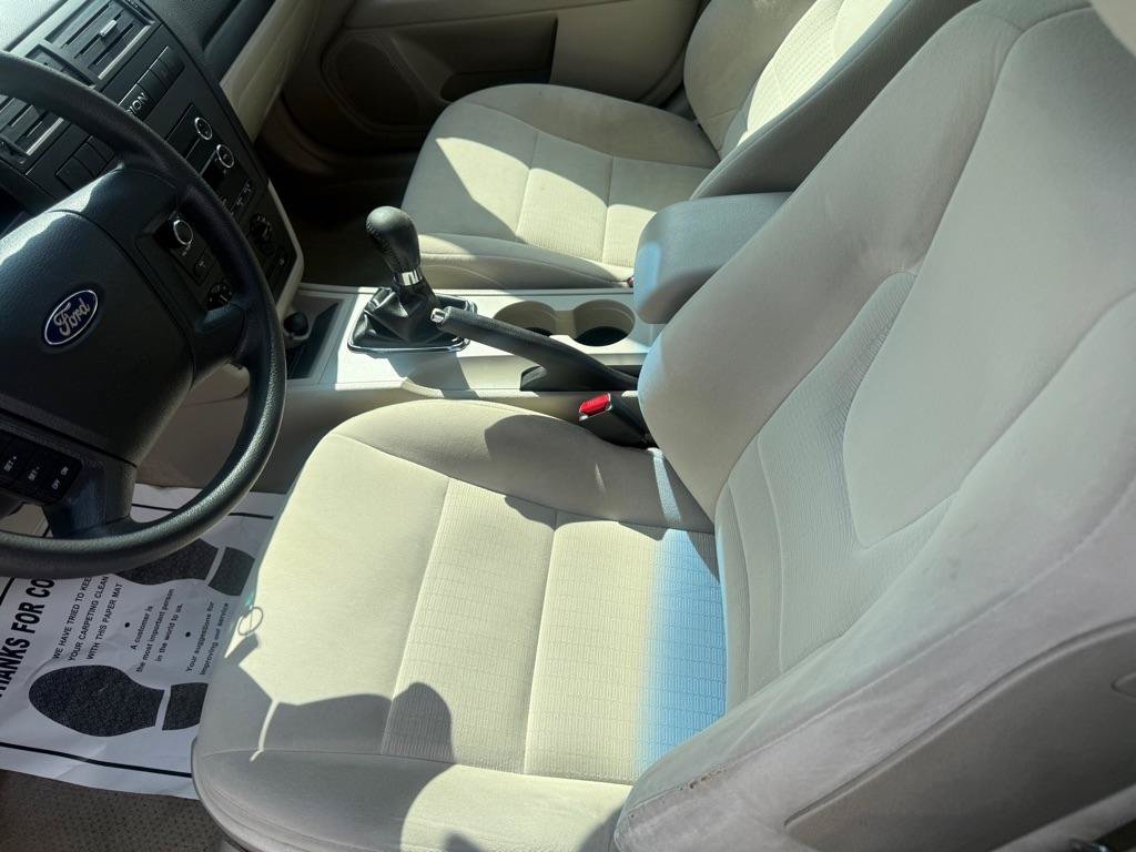 Used 2009 Ford Fusion S FWD image 7