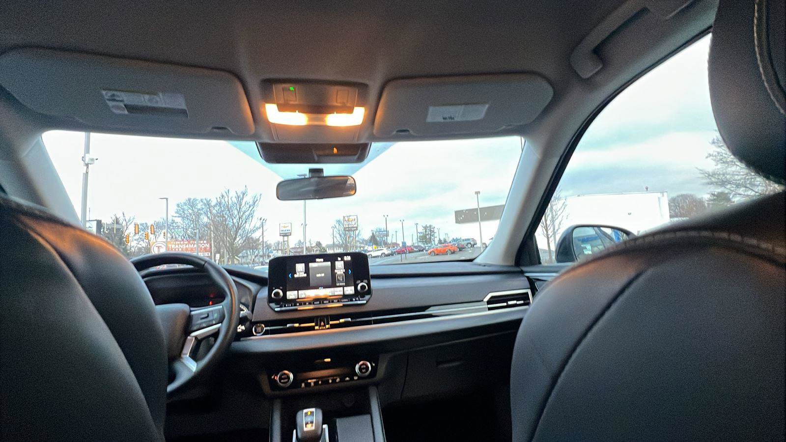 Used 2024 Mitsubishi Outlander SE image 20