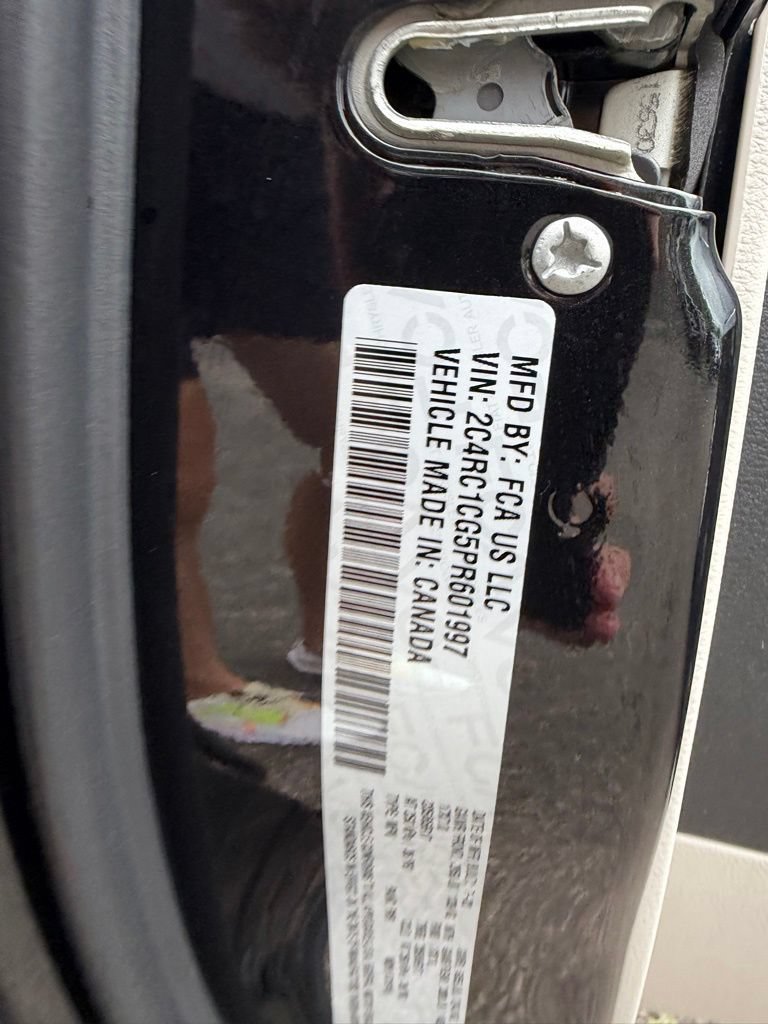Used 2023 Chrysler Voyager LX FWD image 28