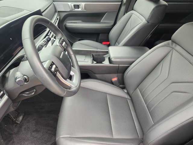 Used 2025 Hyundai Santa Fe SEL image 12