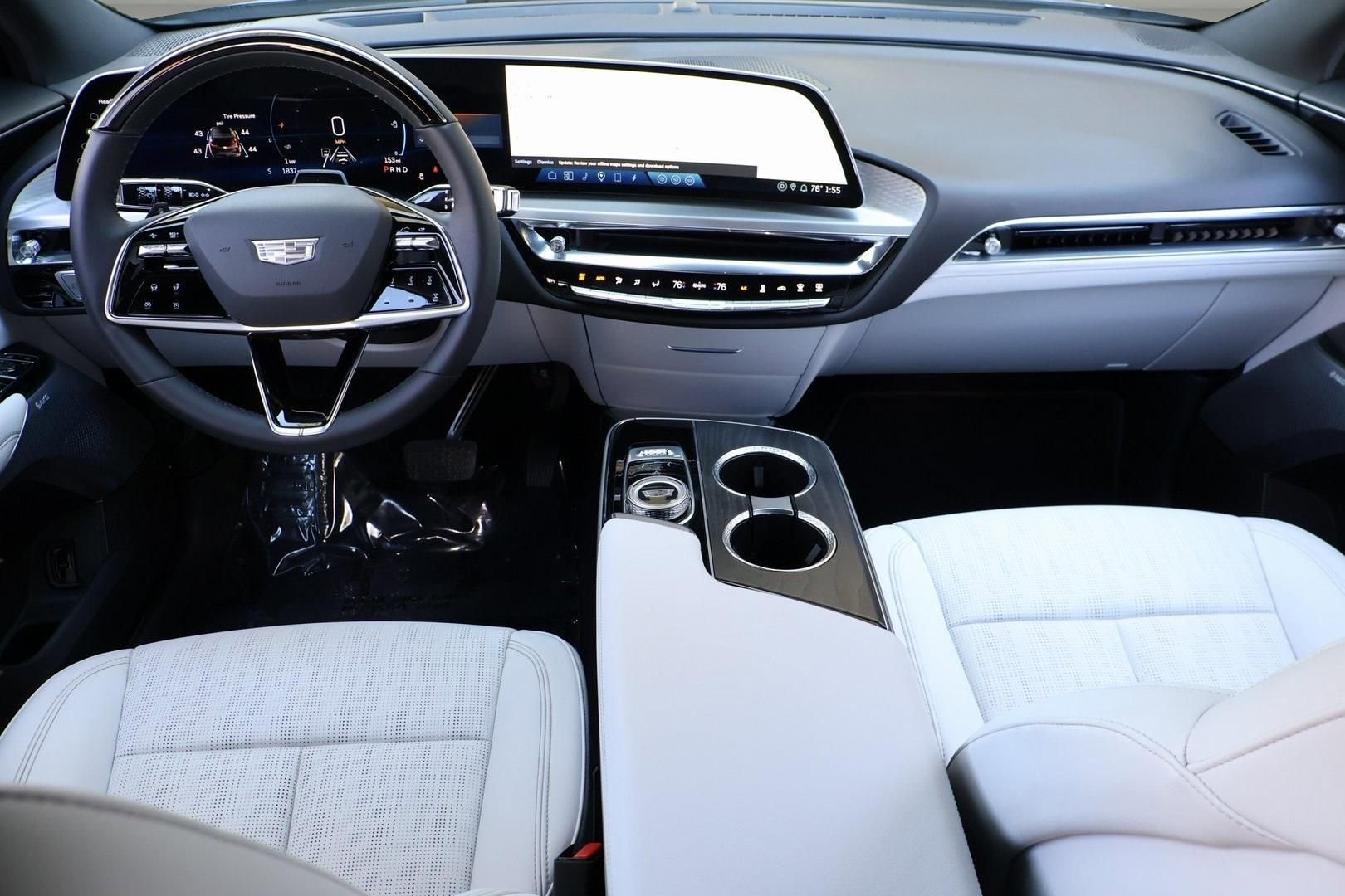 Certified 2023 Cadillac Lyriq 2WD image 13