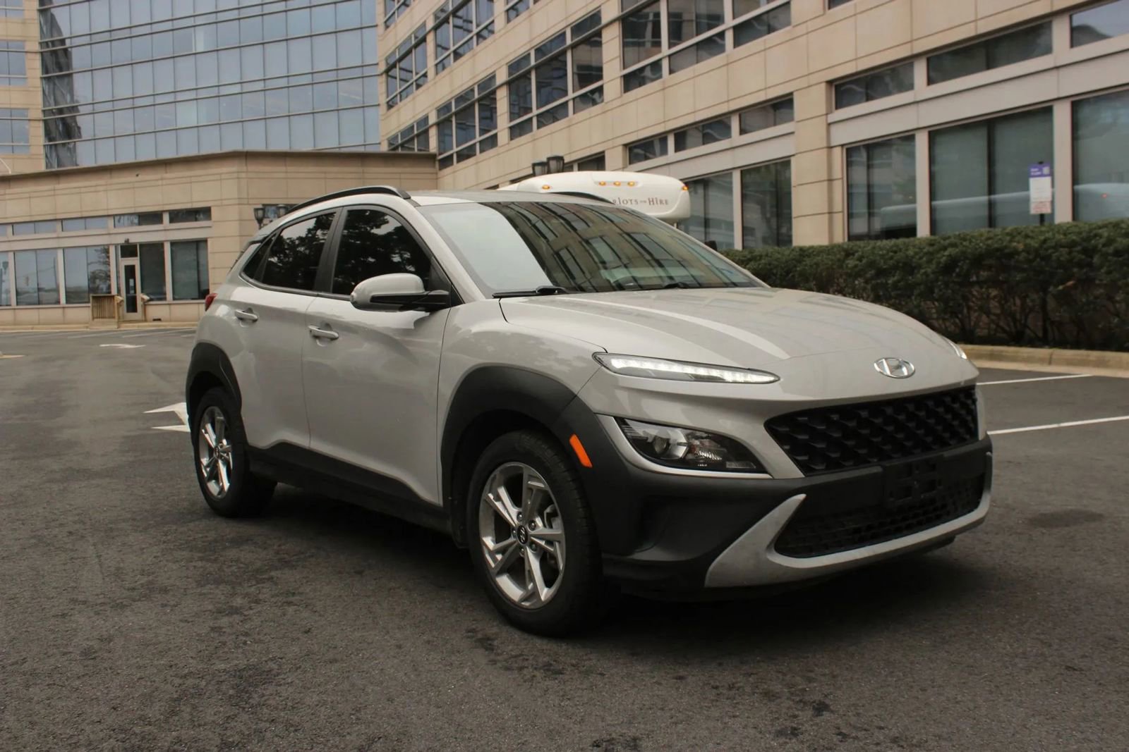 Used 2022 Hyundai Kona SEL AWD/4WD image 1