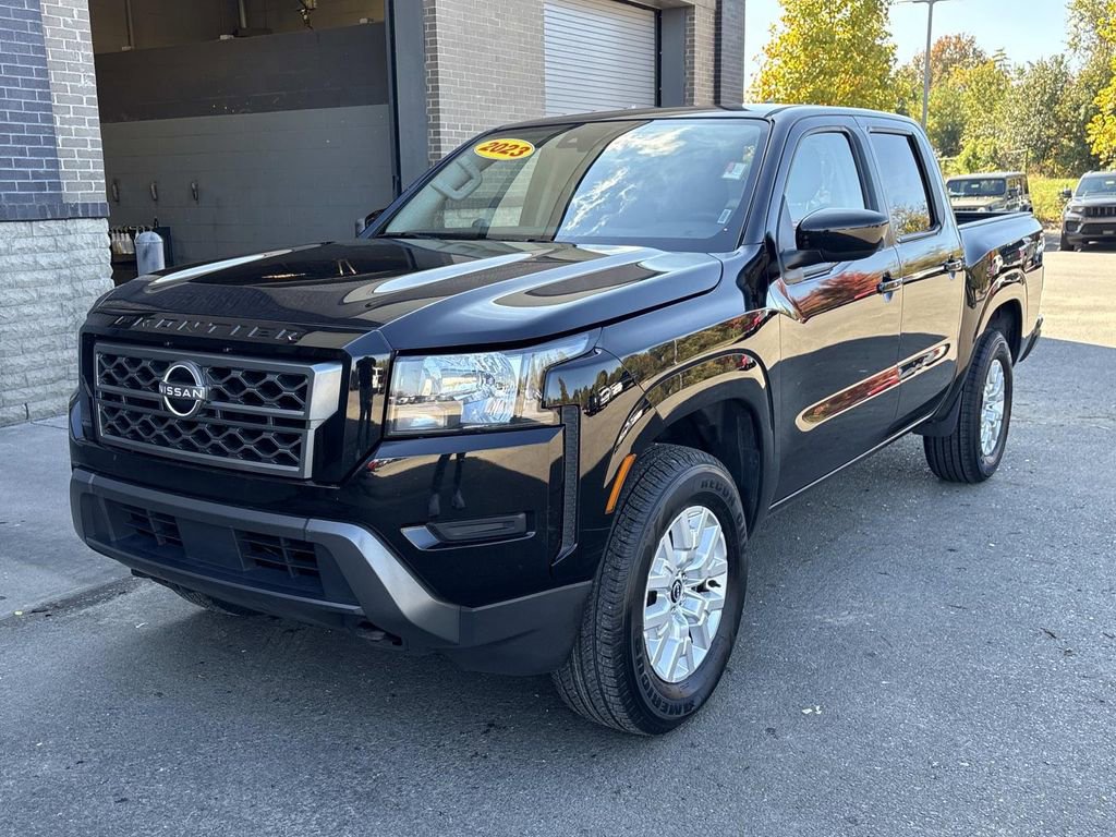 Used 2023 Nissan Frontier SV image 4