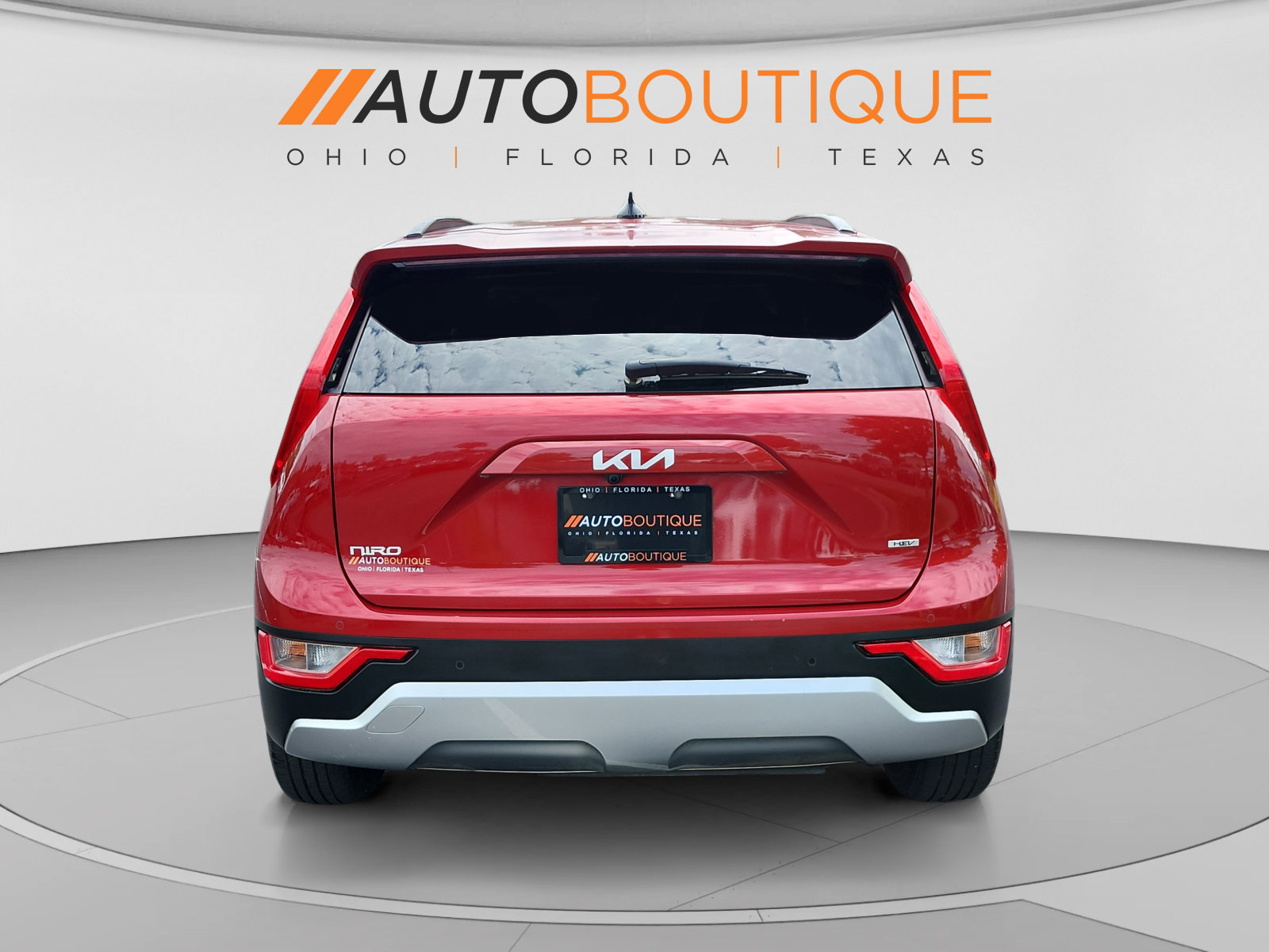 Used 2023 Kia Niro EX FWD image 4