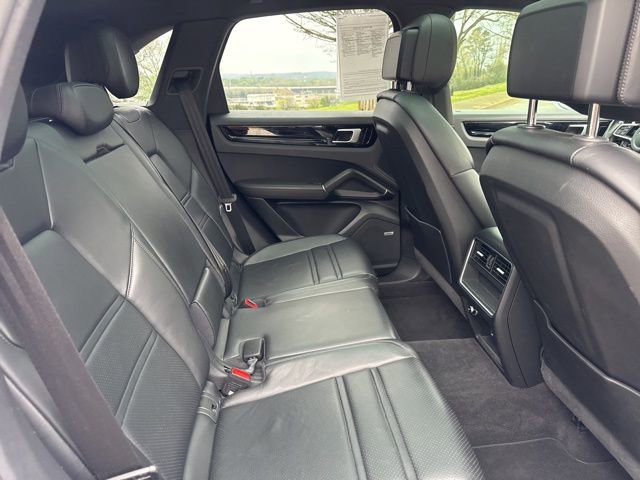 Used 2019 Porsche Cayenne image 12