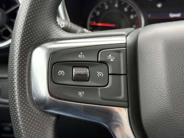 Used 2025 Chevrolet Blazer LT AWD/4WD image 19