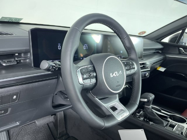 New 2027 Kia K5 GT-Line w/ GT-Line Premium Package AWD/4WD image 29