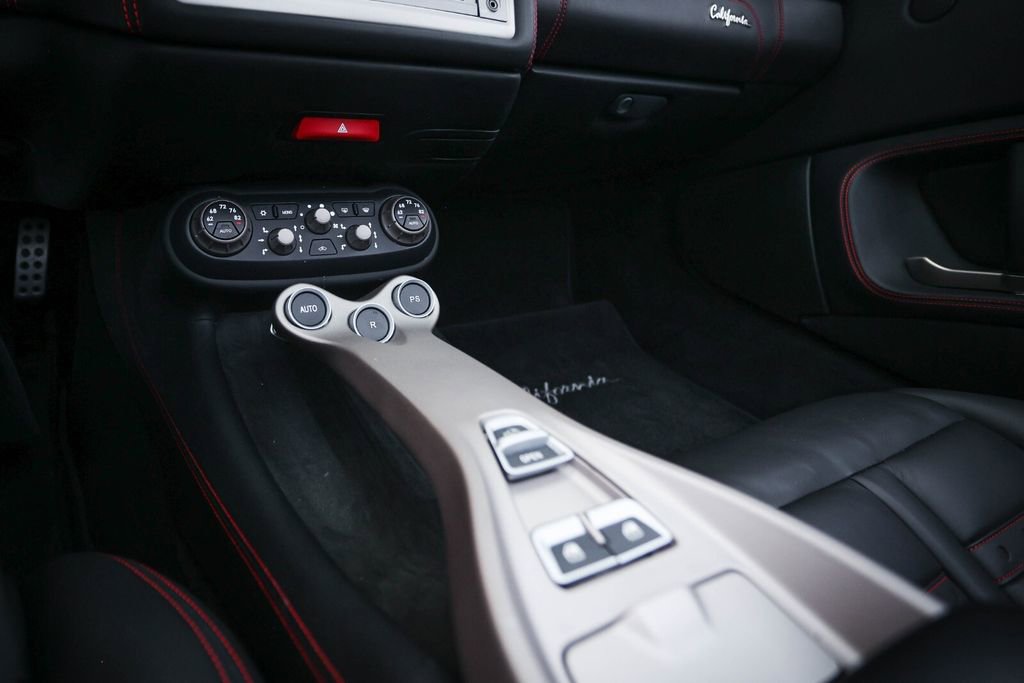 Certified 2013 Ferrari California image 46