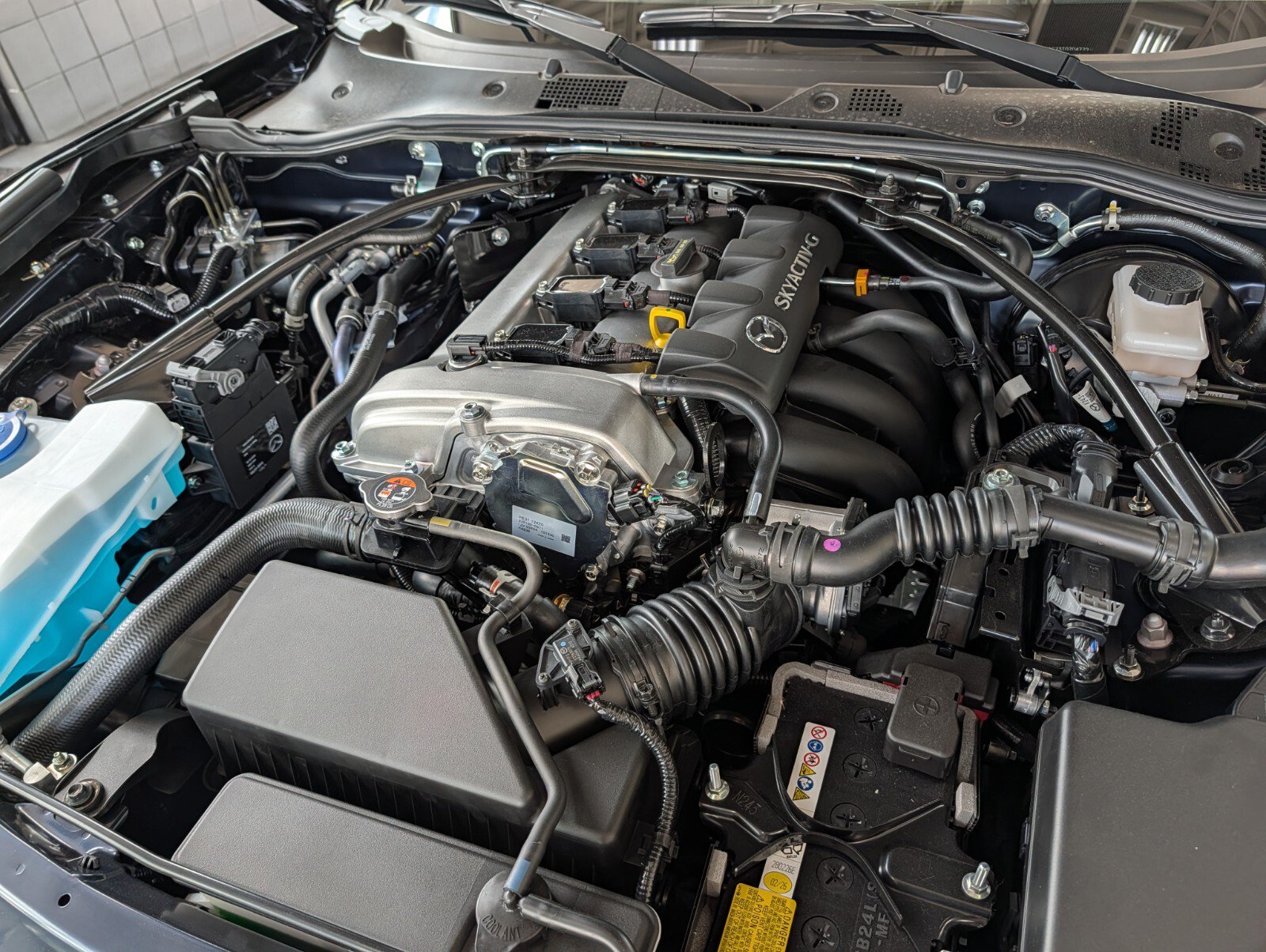 New 2026 MAZDA MX-5 Miata Club w/ Weather Package RWD image 26
