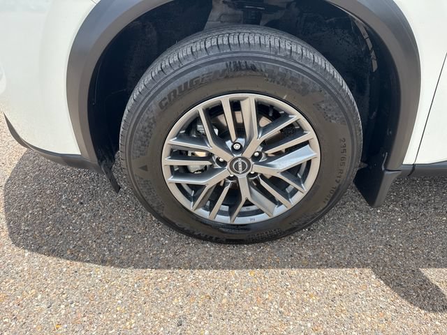 Certified 2024 Nissan Rogue S FWD image 14
