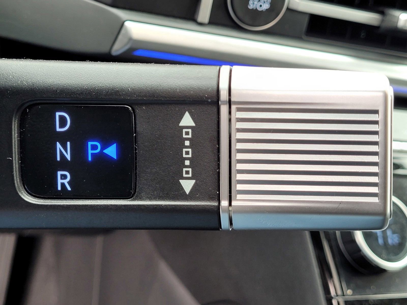 Used 2025 Hyundai Santa Fe Limited image 25