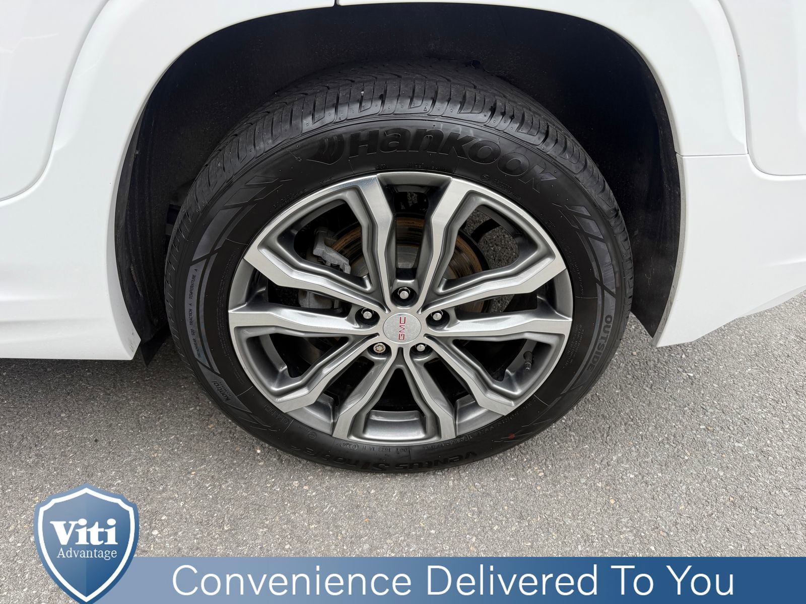 Used 2019 GMC Terrain Denali w/ Advanced Safety Package AWD/4WD image 13
