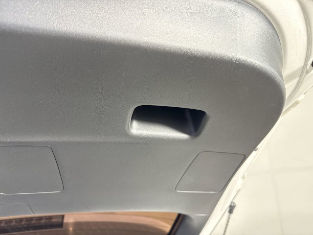 Used 2015 Lexus CT 200h FWD image 34