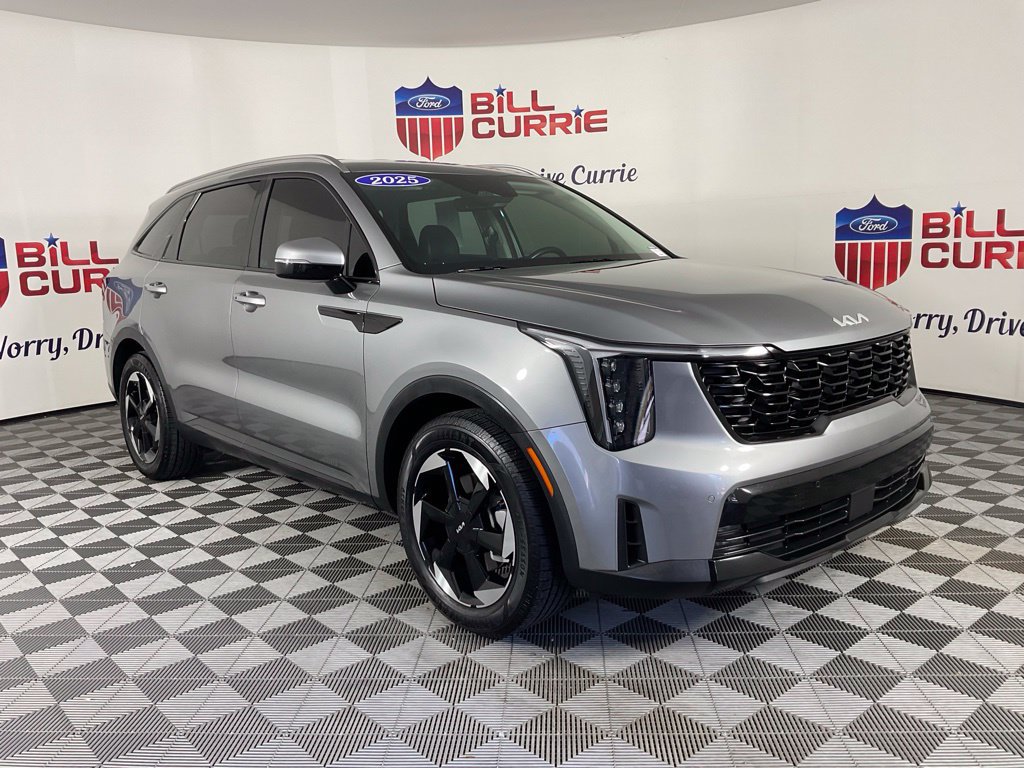 Used 2025 Kia Sorento EX