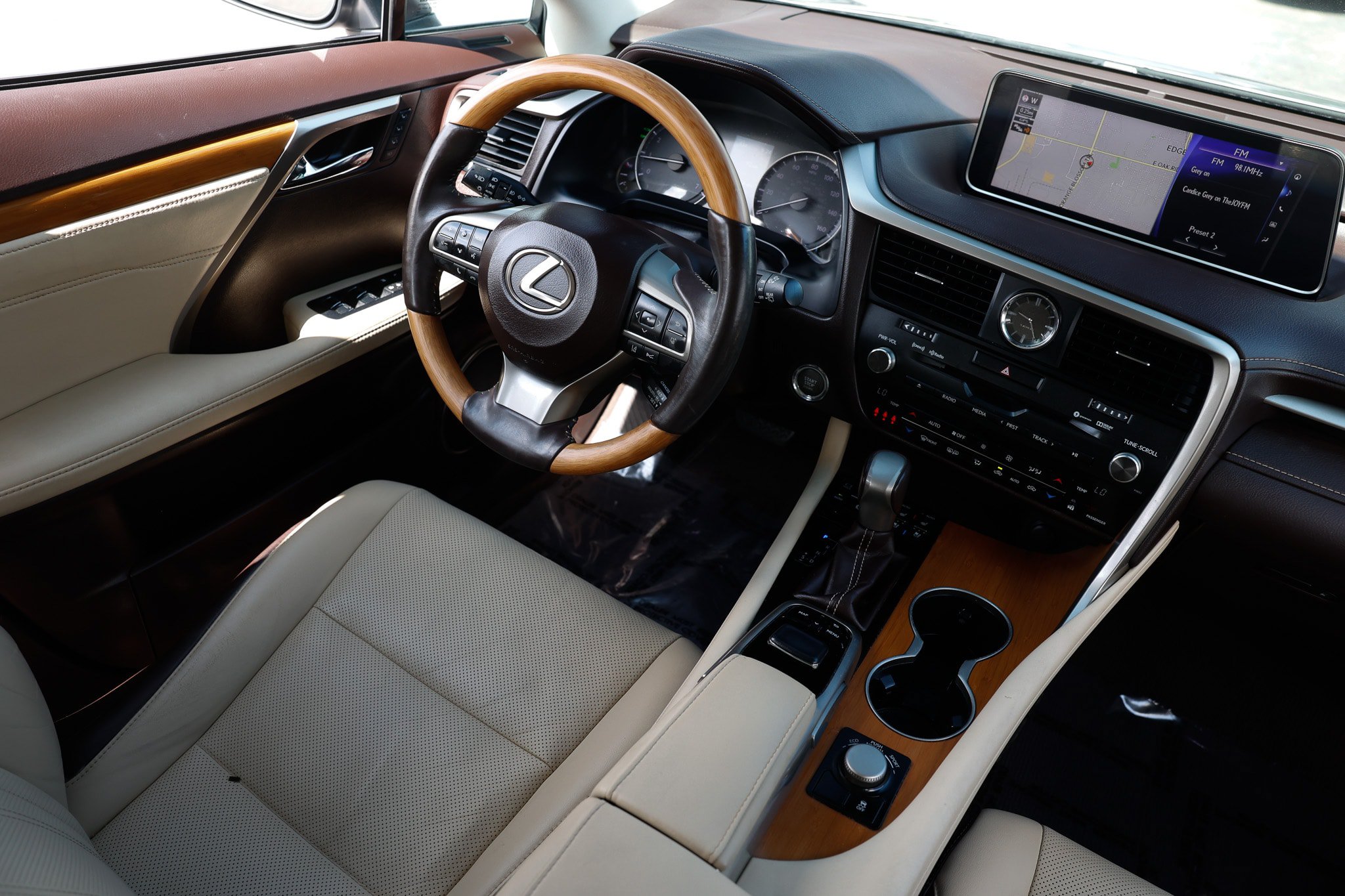 Used 2017 Lexus RX 350 FWD image 26