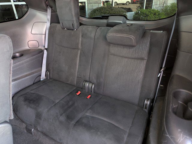 Used 2016 Nissan Pathfinder SV image 26