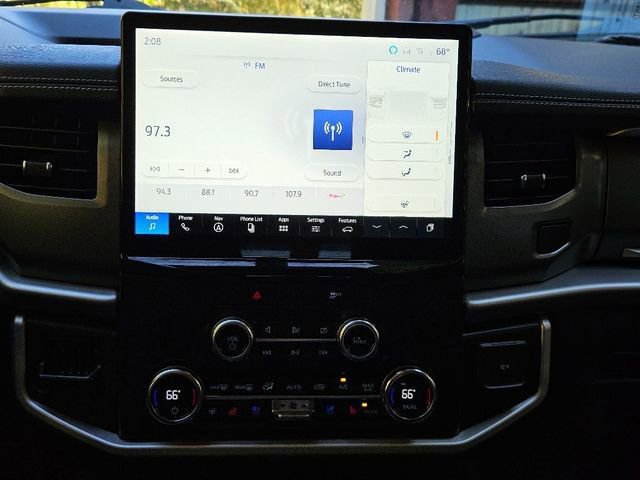 Used 2023 Ford Expedition Max XLT image 22