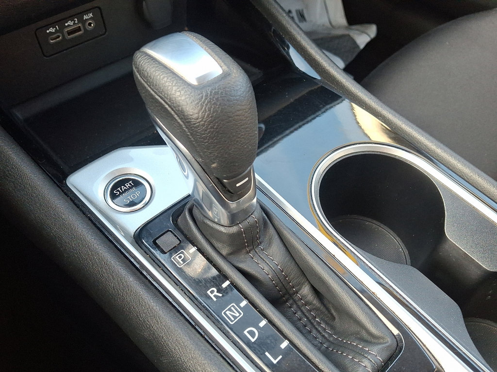 Used 2024 Nissan Altima 2.5 SV image 30