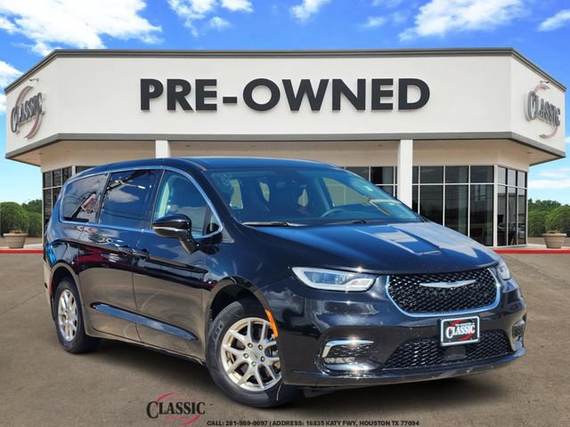 Used 2024 Chrysler Pacifica Touring-L FWD video 1