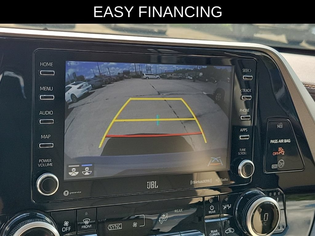 Used 2020 Toyota Highlander Limited FWD image 27