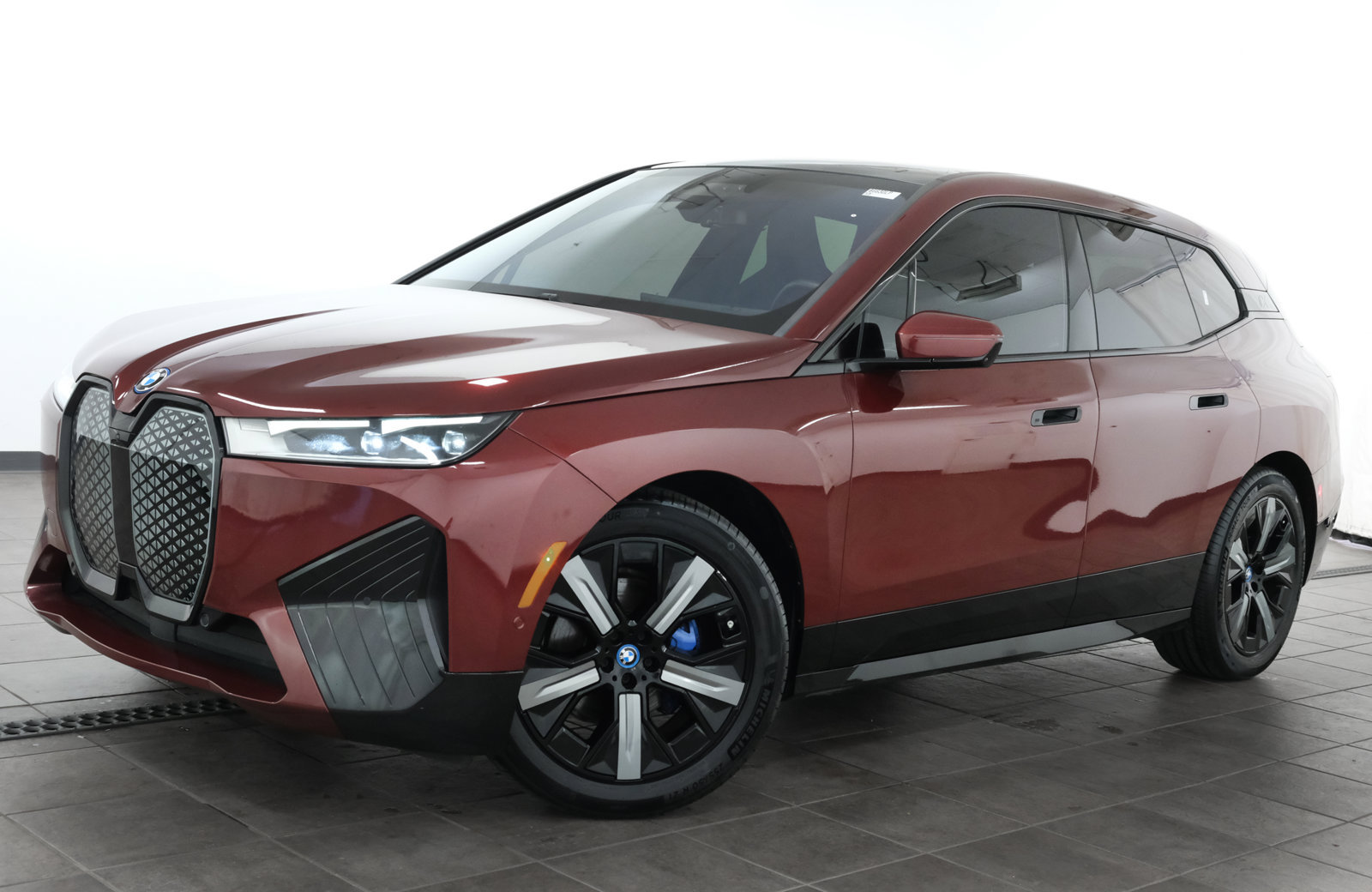 Used 2023 BMW iX xDrive50 w/ Premium Package AWD/4WD image 1