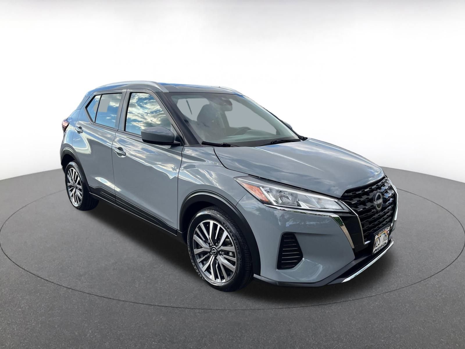 Used 2024 Nissan Kicks SV