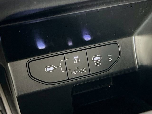 Used 2025 Kia Sorento S w/ Panoramic Sunroof Package FWD image 21