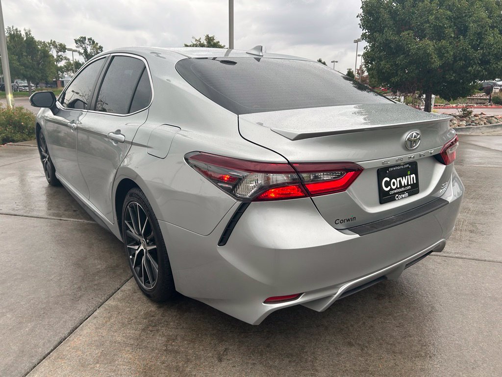 Used 2023 Toyota Camry SE AWD/4WD image 5