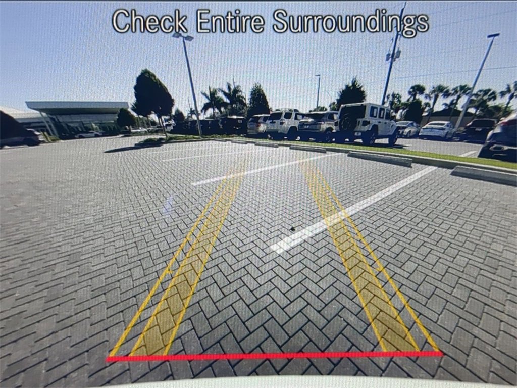 Used 2023 Mercedes-Benz E 450 Cabriolet image 19