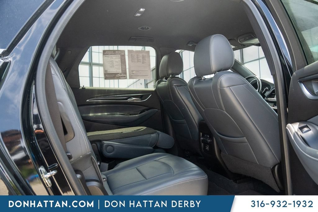 Used 2023 Buick Enclave Essence AWD/4WD image 23