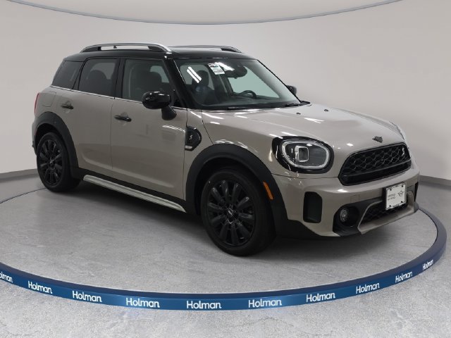 Certified 2024 MINI Cooper Countryman S w/ Premium Package FWD image 3