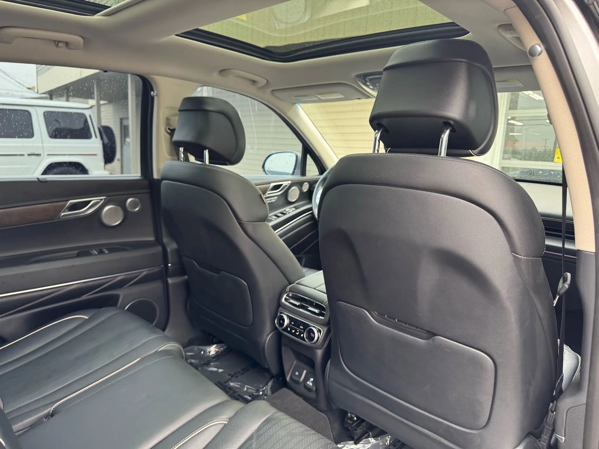 Used 2023 Genesis GV80 3.5T w/ Advanced Package image 24