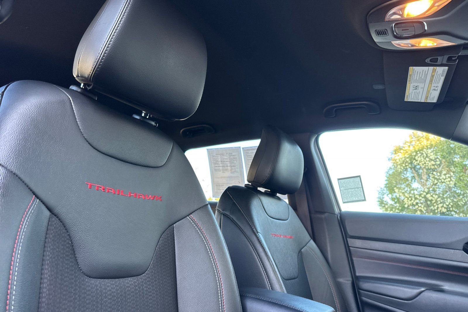 Used 2024 Jeep Compass Trailhawk image 19