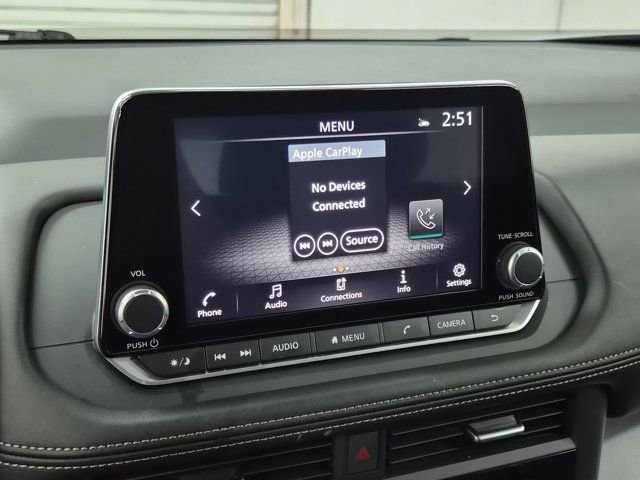 Used 2024 Nissan Rogue SV image 28