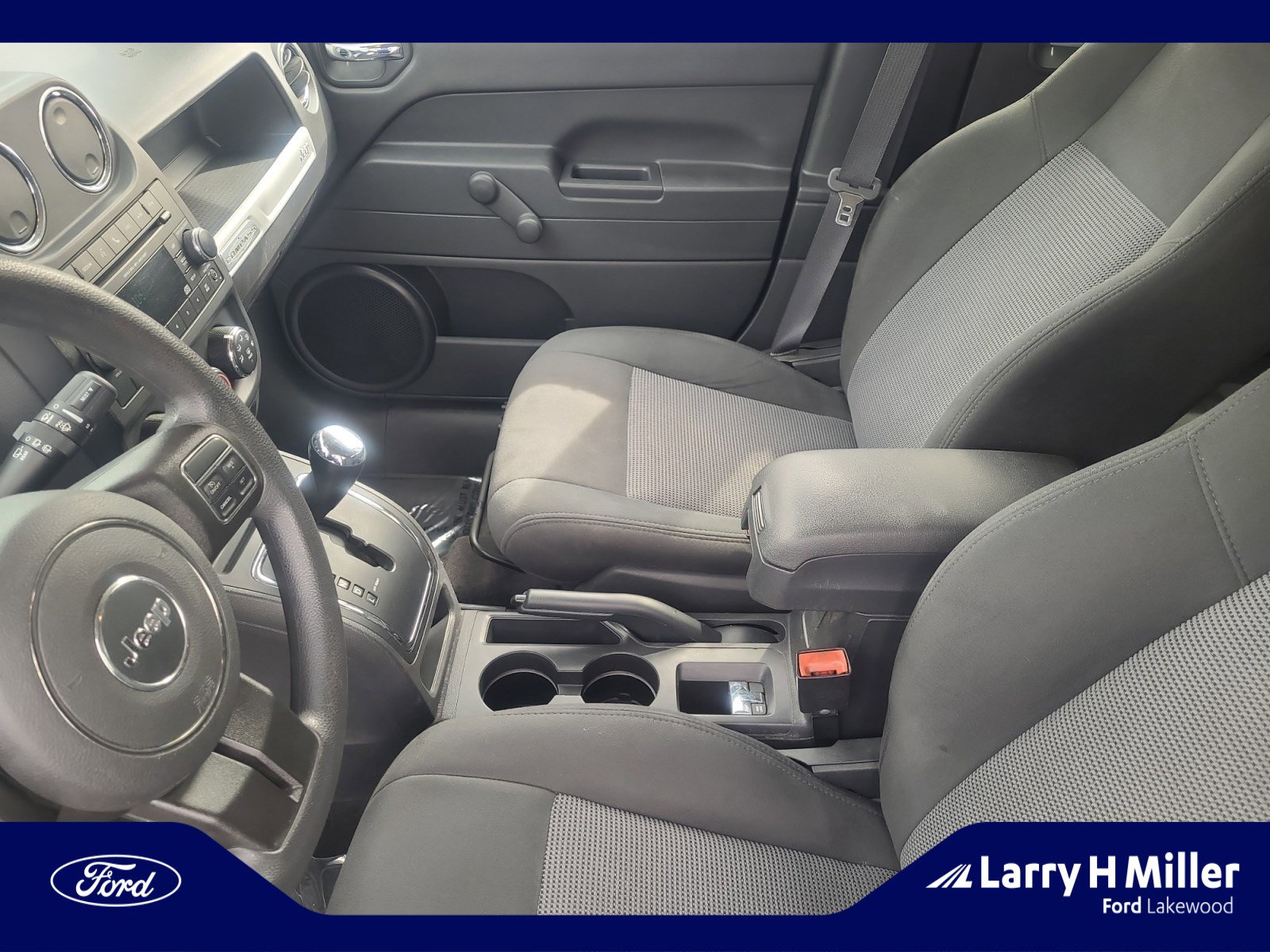 Used 2017 Jeep Compass Sport image 15