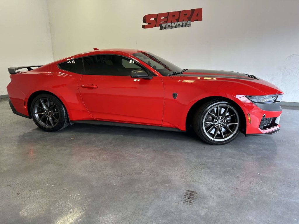 Used 2026 Ford Mustang Dark Horse RWD image 2