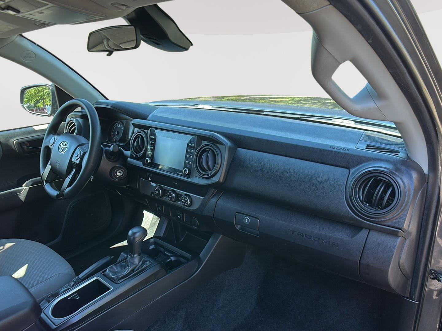 Used 2021 Toyota Tacoma SR RWD image 18