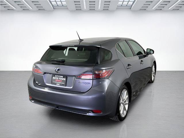 Used 2013 Lexus CT 200h w/ Premium Pkg w/Navigation FWD image 3