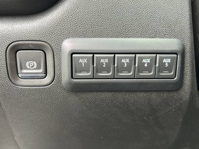 New 2025 Chevrolet Silverado 3500 W/T w/ WT Convenience Package AWD/4WD image 15