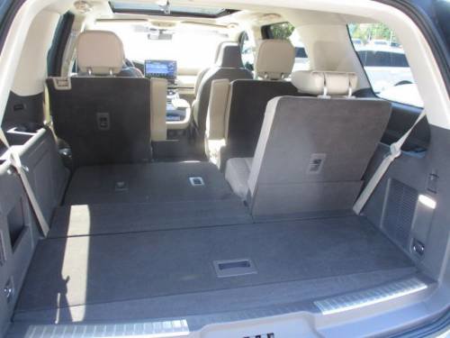 Used 2024 Lincoln Navigator Reserve image 4