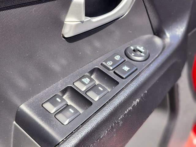 Used 2012 Kia Sportage LX FWD image 17
