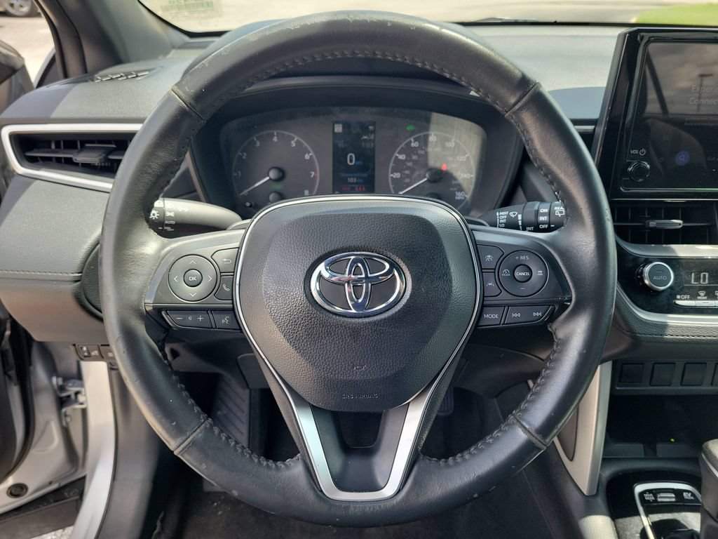 Used 2024 Toyota Corolla Cross AWD Hybrid image 13